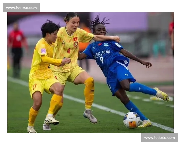 背水一战迎强敌中国队对阵卡塔尔队冲击关键胜利之夜与荣耀梦想征程