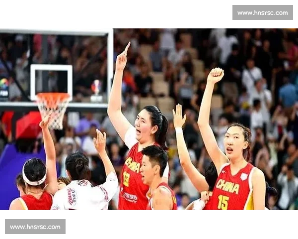 中国女篮对决美国女篮，硬碰硬的国际赛场激情与挑战揭秘